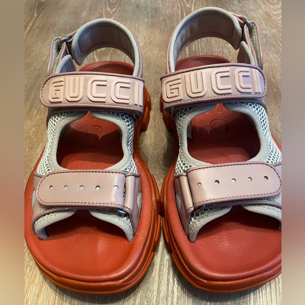 Gucci logo Velcro strap sandals